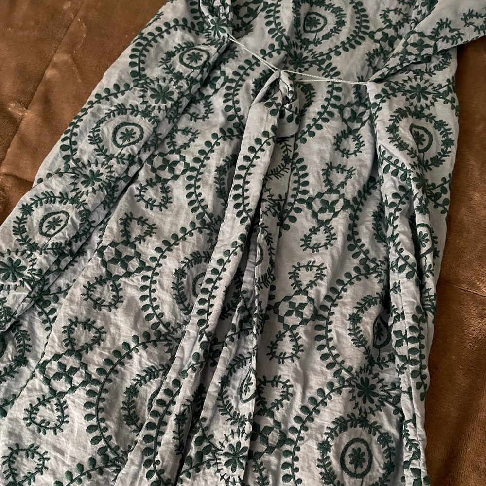 Zara Dress MIDI Used in good condition